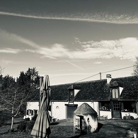 Une Pause S'Impose ;) Mery-sur-Cher Exterior foto